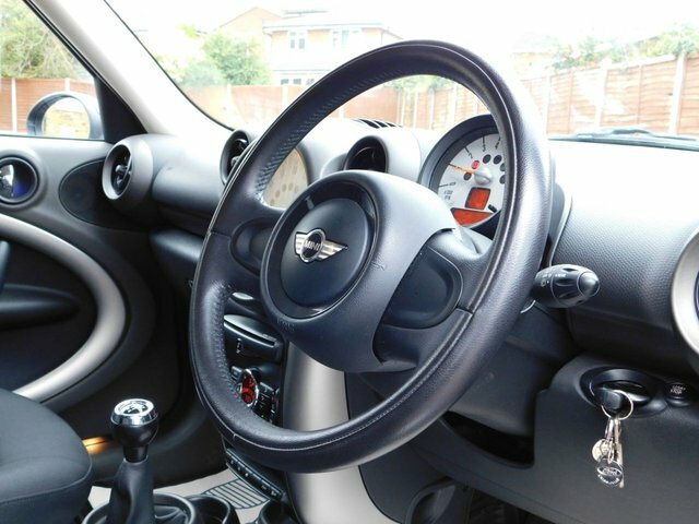 Mini Countryman 1.6 Cooper D Suv White #27