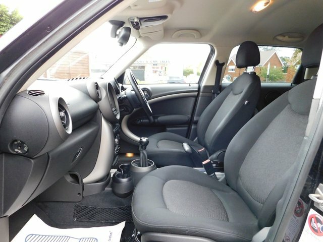 Mini Countryman 1.6 Cooper D Suv White #14