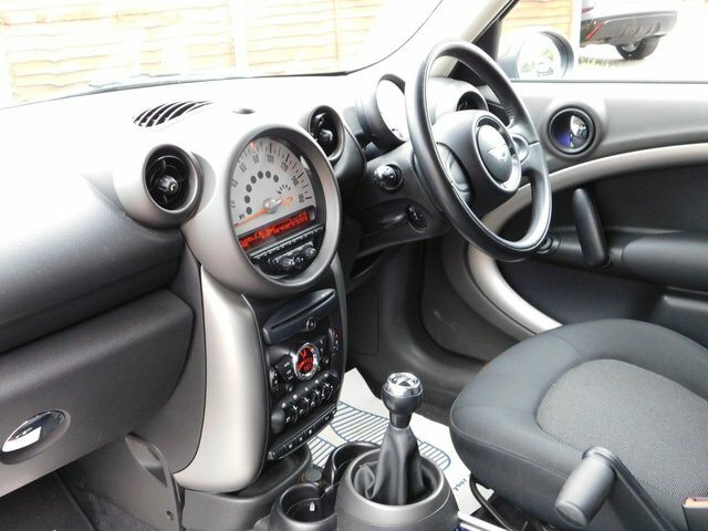 Mini Countryman 1.6 Cooper D Suv White #28