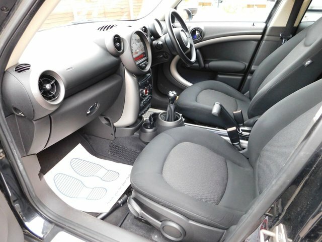 Mini Countryman 1.6 Cooper D Suv White #13