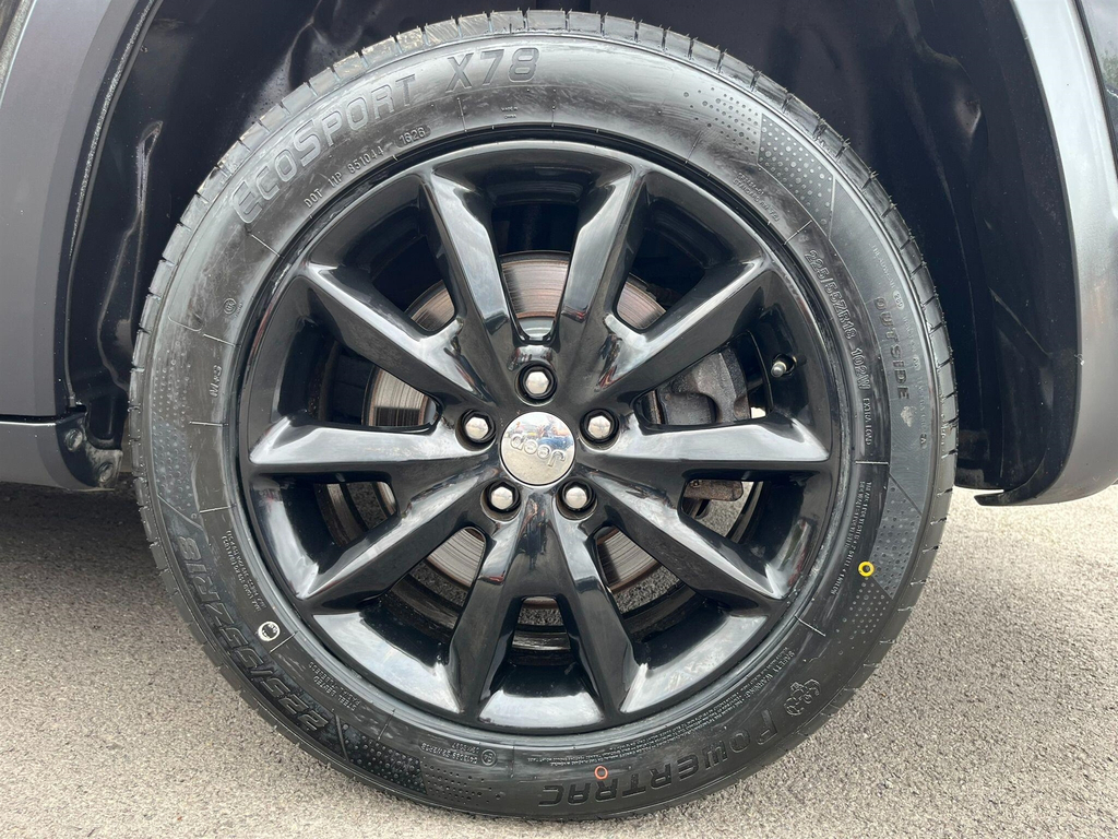 Jeep Cherokee 2.0 M-jet Limited 168 Bhp Red #32