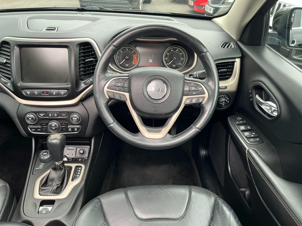Jeep Cherokee 2.0 M-jet Limited 168 Bhp Red #41