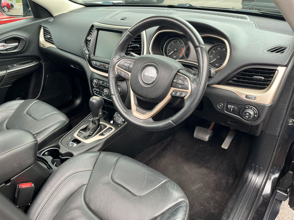 Jeep Cherokee 2.0 M-jet Limited 168 Bhp Red #44