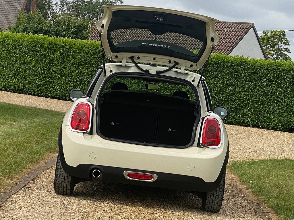 Mini Hatch 1.5 One D Euro 6 Ss Black #9