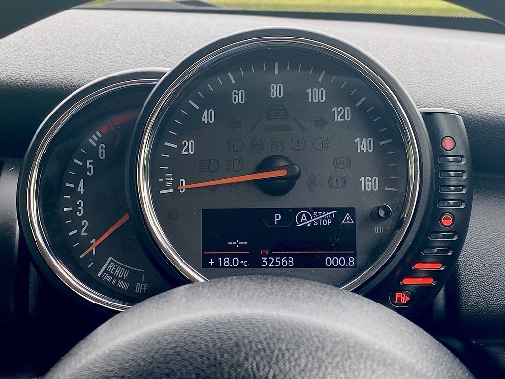 Mini Hatch 1.5 One D Euro 6 Ss Black #19