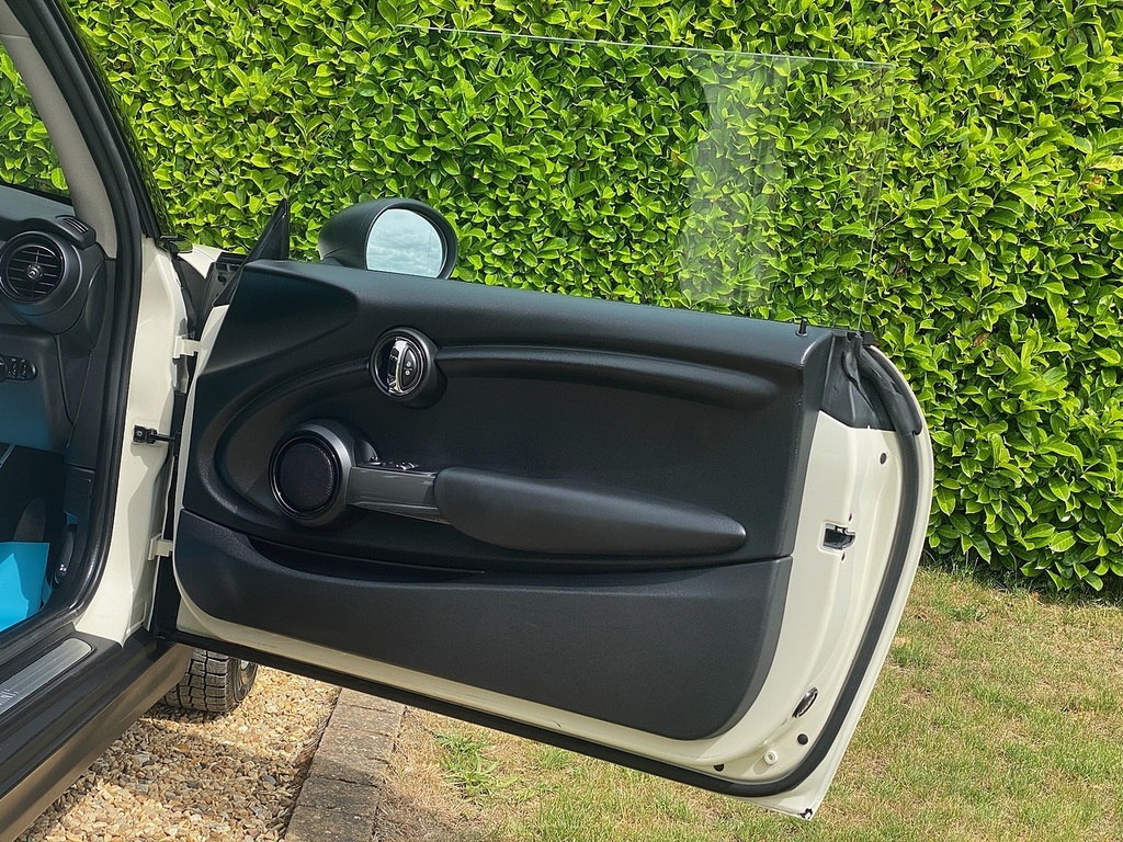 Mini Hatch 1.5 One D Euro 6 Ss Black #16