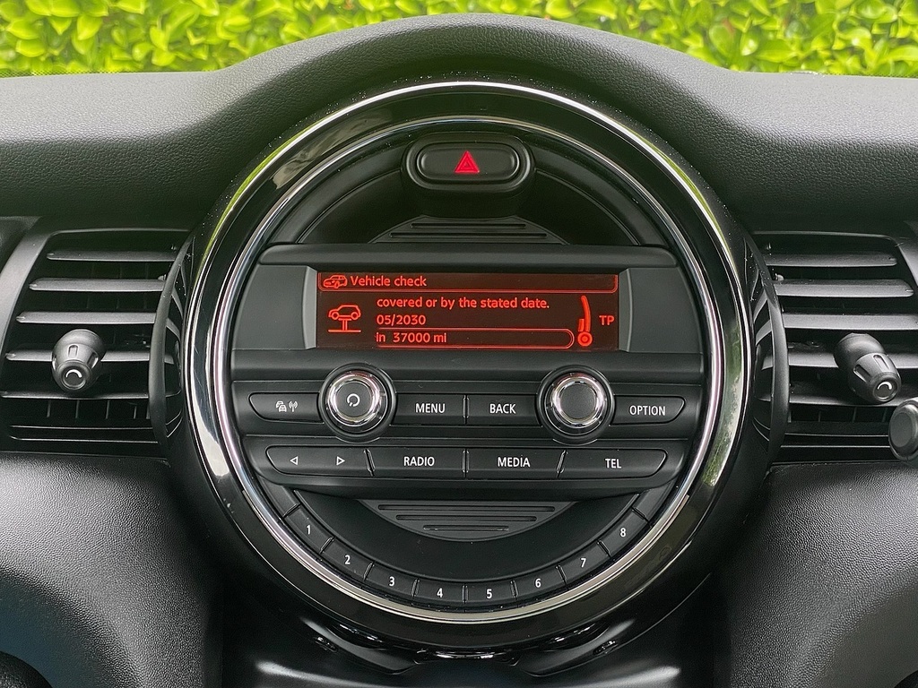 Mini Hatch 1.5 One D Euro 6 Ss Black #29
