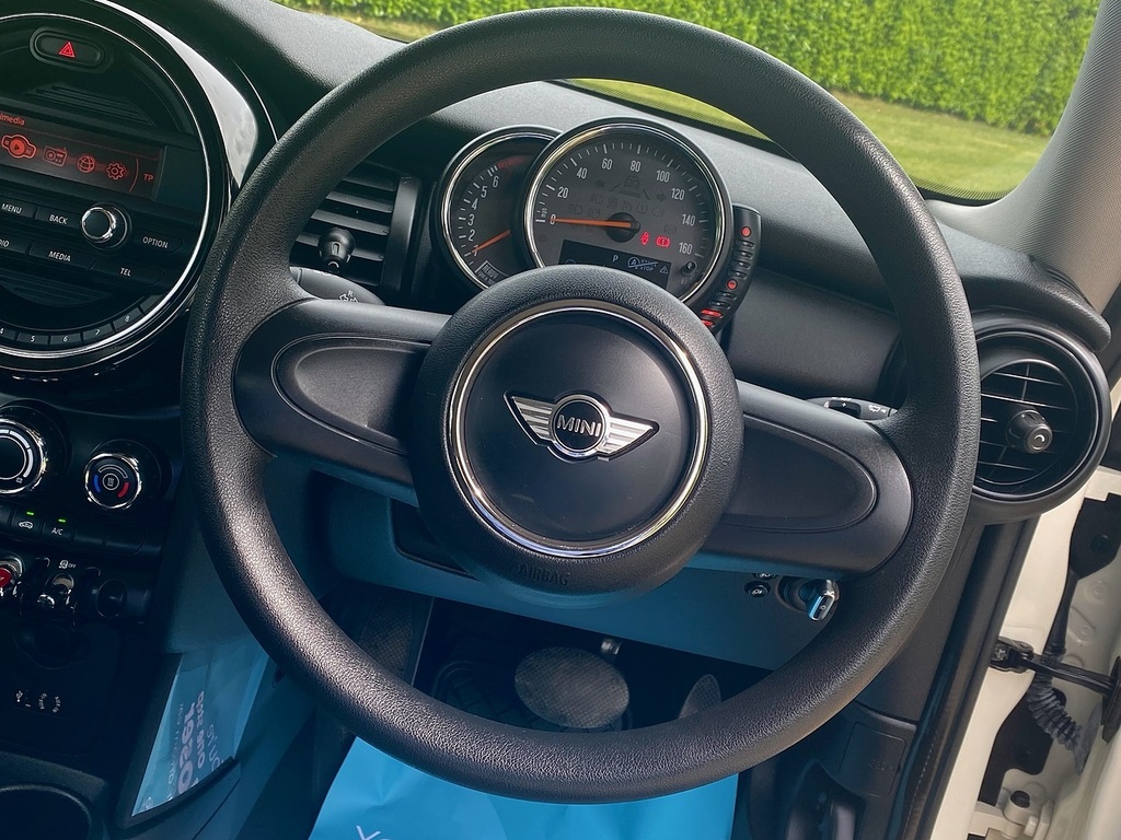 Mini Hatch 1.5 One D Euro 6 Ss Black #18