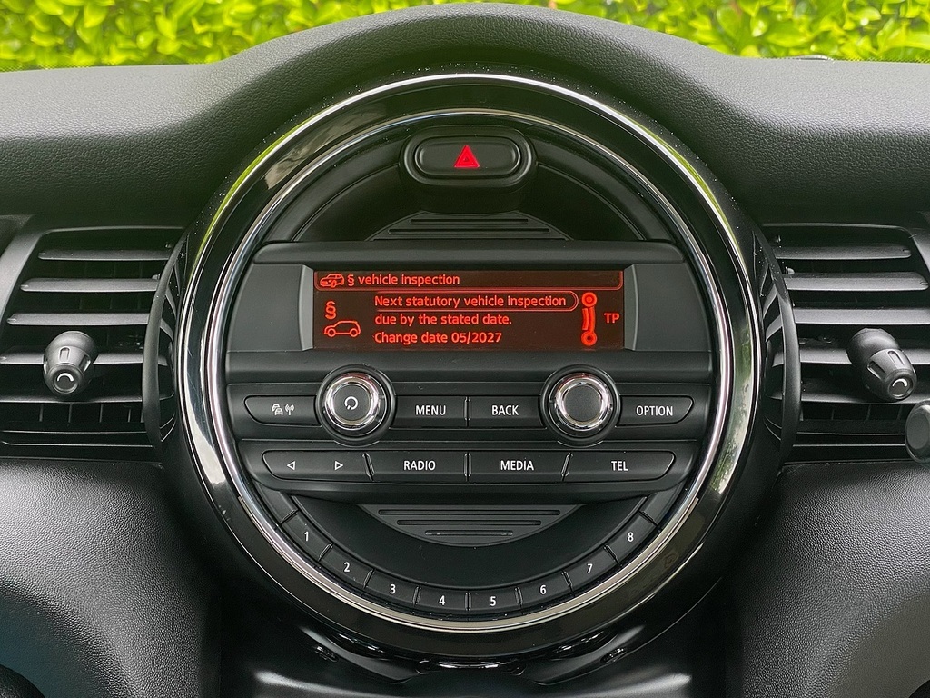 Mini Hatch 1.5 One D Euro 6 Ss Black #25