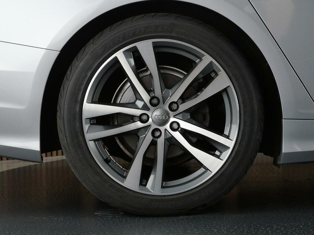 Audi A6 Avant S Line Black #38