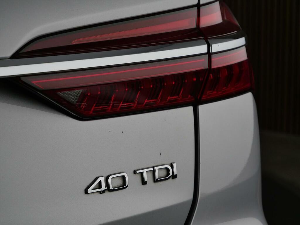 Audi A6 Avant S Line Black #35