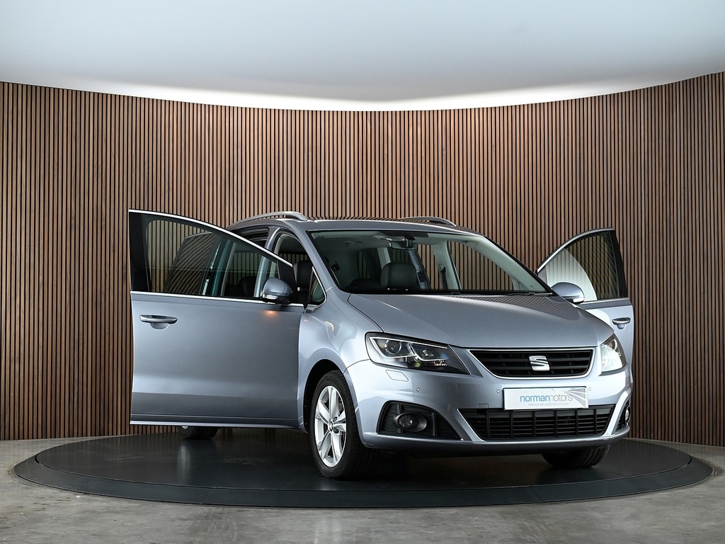 Seat Alhambra Se Red #10