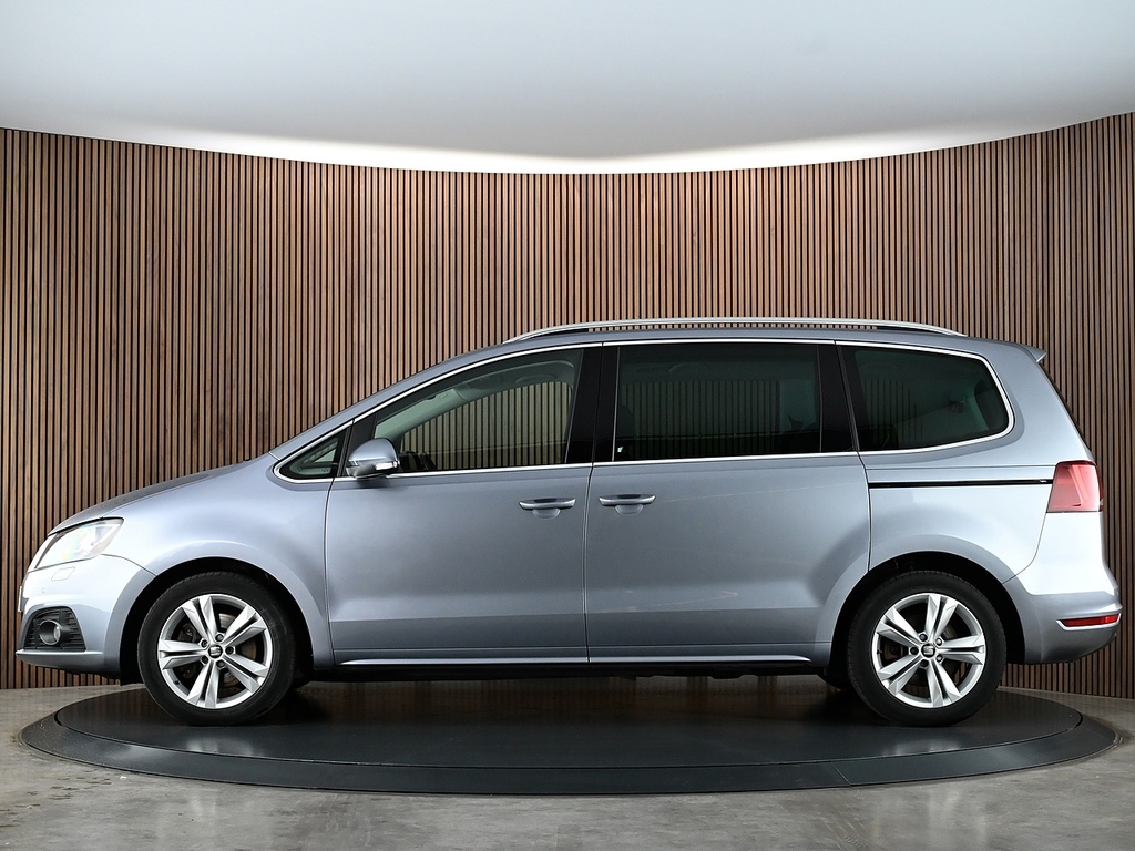 Seat Alhambra Se Red #9