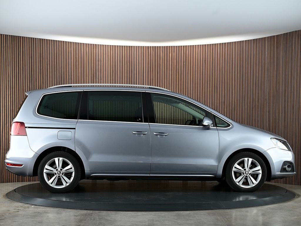 Seat Alhambra Se Red #8