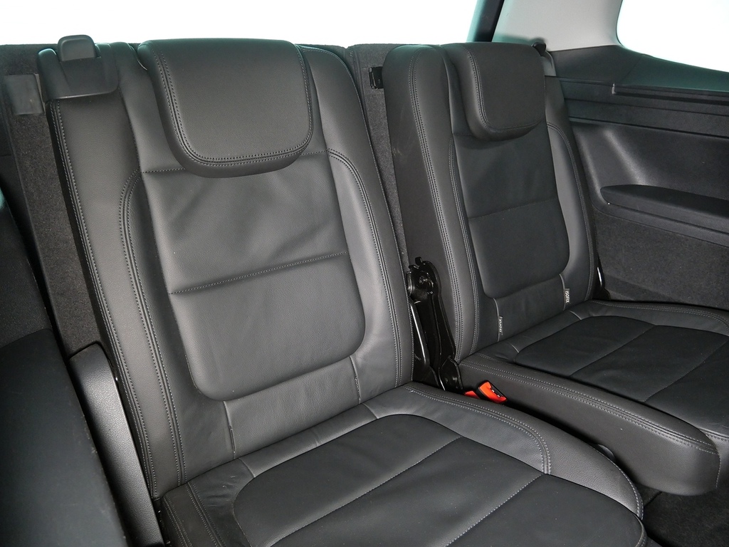 Seat Alhambra Se Red #26
