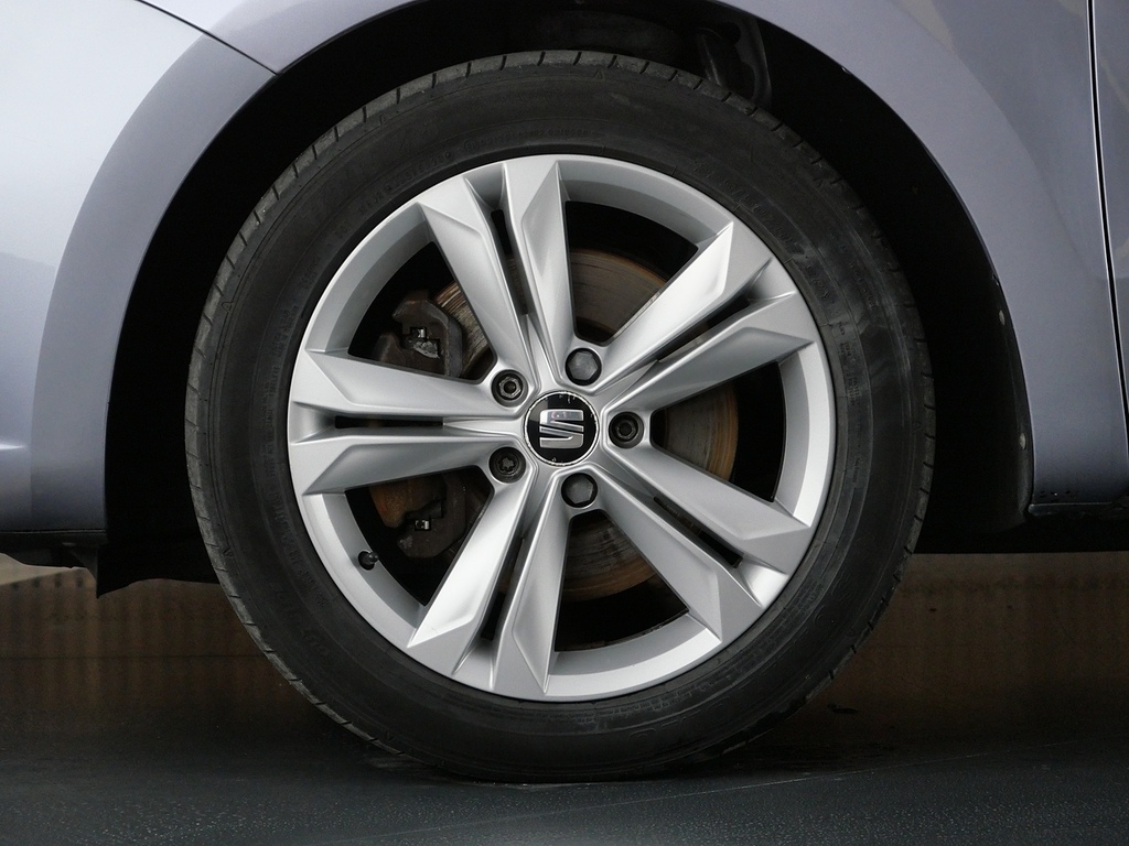 Seat Alhambra Se Red #35