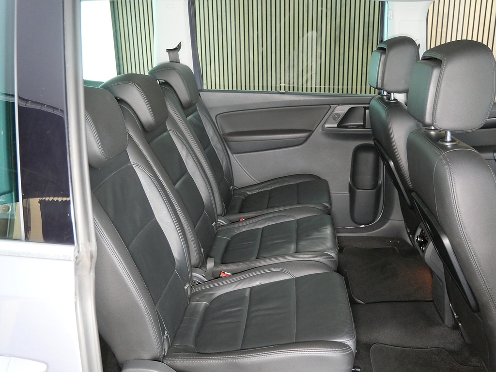 Seat Alhambra Se Red #25