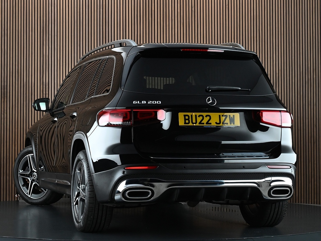 Mercedes-Benz GLB Class 1.3 Glb200 Amg Line Premium 2 Suv 7G- Black #2