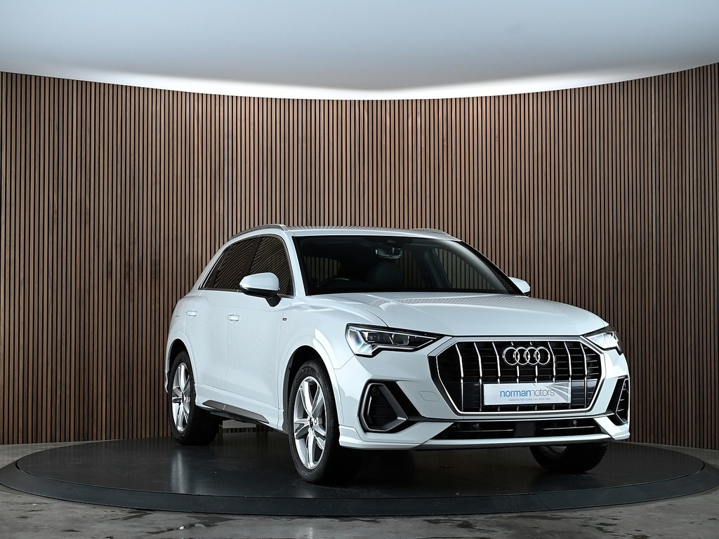 Audi Q3 1.5 Tfsi Cod 35 S Line Suv S Tronic Eur White #4