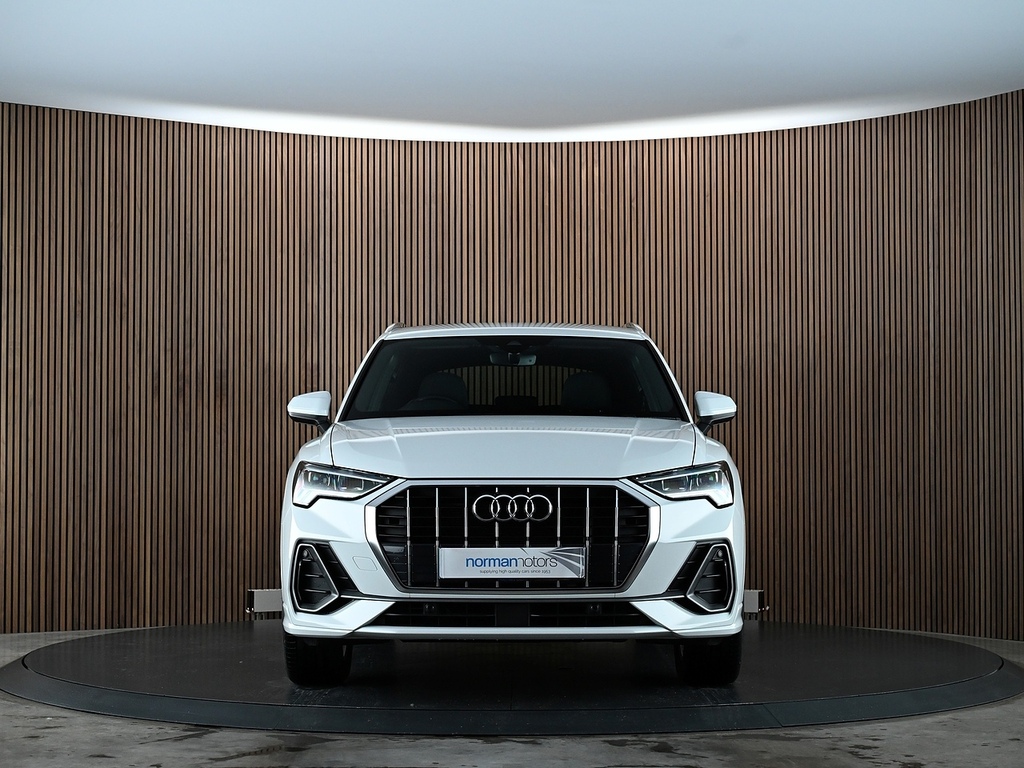 Audi Q3 1.5 Tfsi Cod 35 S Line Suv S Tronic Eur White #5