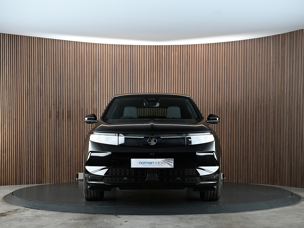 Vauxhall Grandland 73Kwh Ultimate Suv 213 Ps Black #5