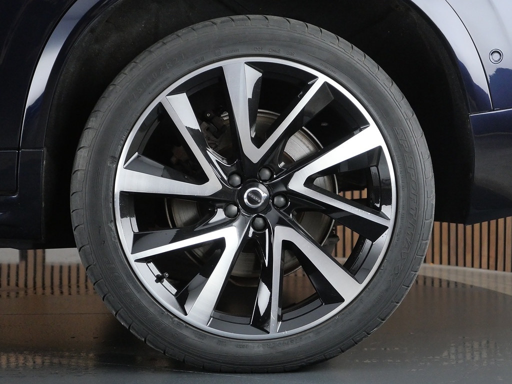Volvo XC90 D5 Powerpulse Awd R-design Silver #43