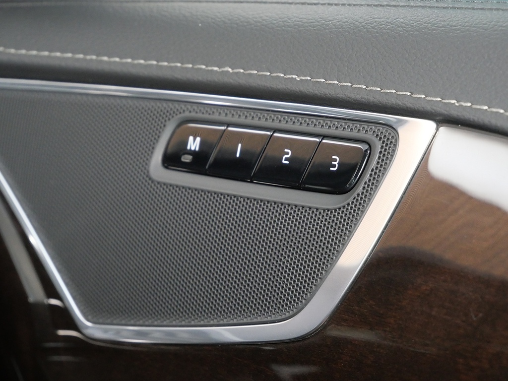 Volvo XC90 D5 Powerpulse Awd R-design Silver #38