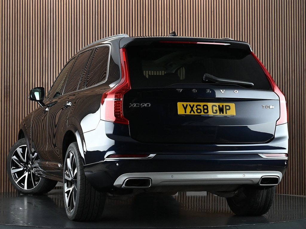 Volvo XC90 D5 Powerpulse Awd R-design Silver #2