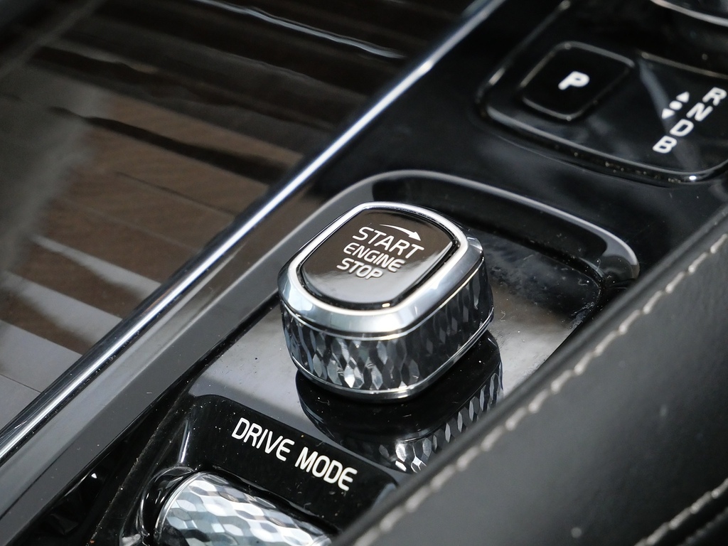 Volvo XC90 D5 Powerpulse Awd R-design Silver #39