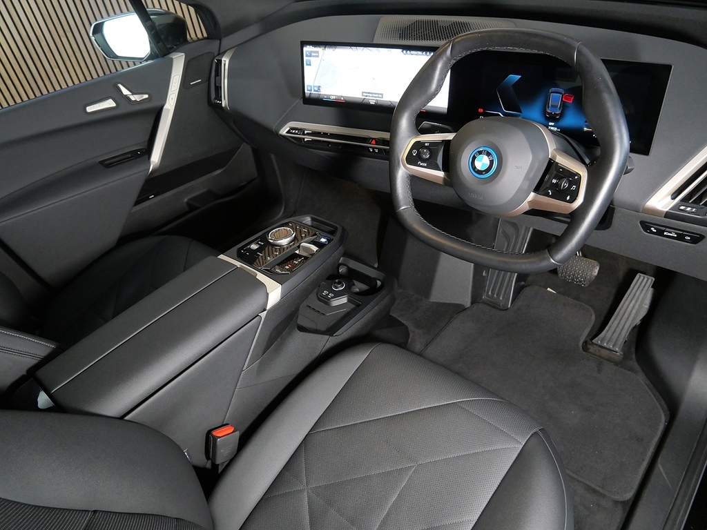 BMW iX 40 76.6Kwh M Sport Edition Suv X Grey #3