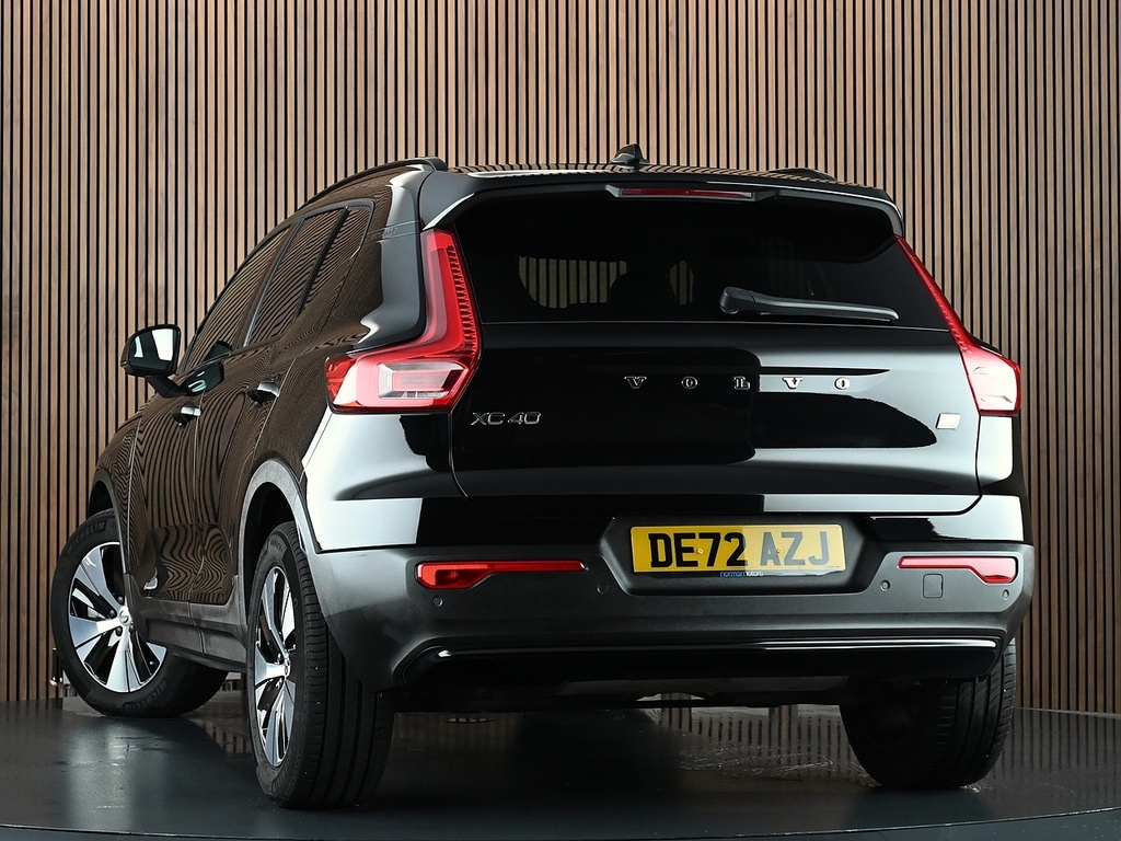 Volvo XC40 1.5H T4 Recharge 10.7Kwh Plus Suv Plug- Black #2