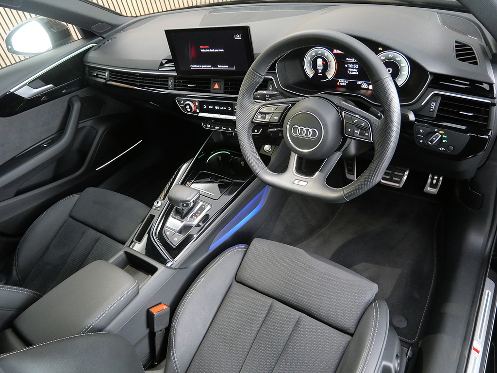 Audi A4 2.0 Tfsi 40 Black Edition Saloon S Tron Black #3