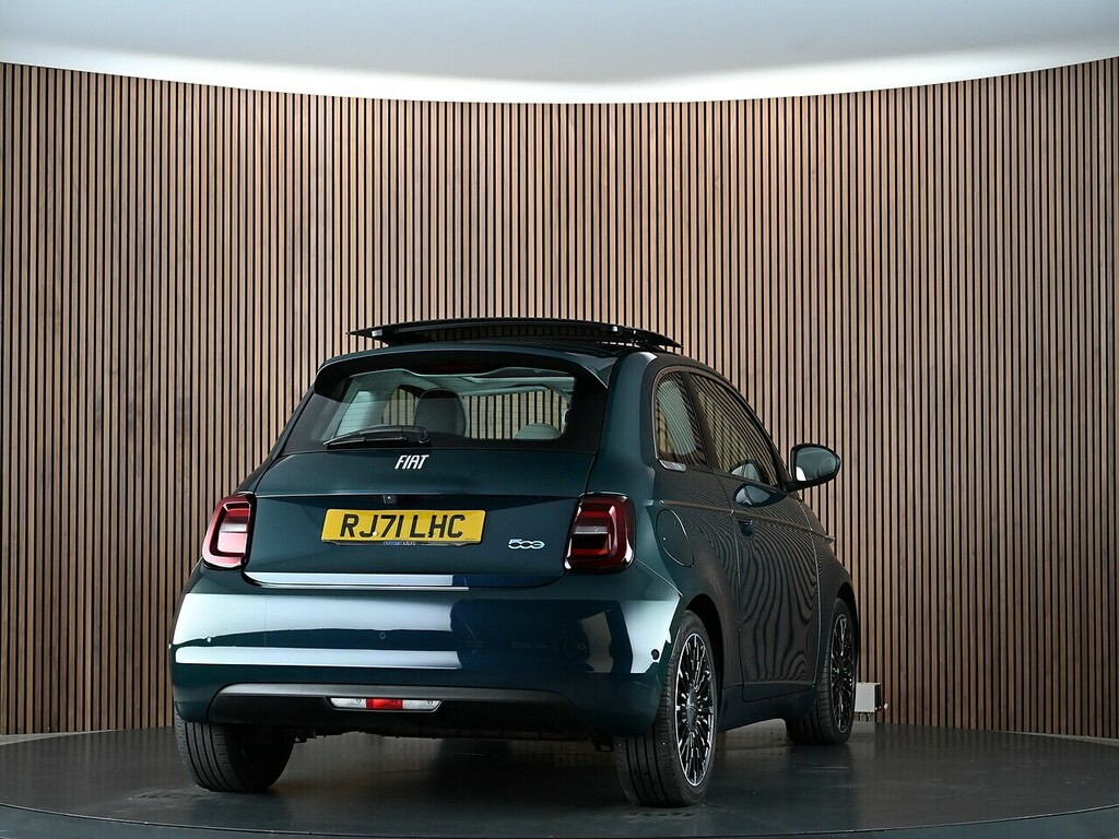 Fiat 500E 42Kwh Icon Black #9