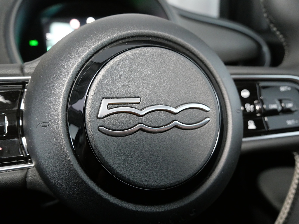 Fiat 500E 42Kwh Icon Black #32