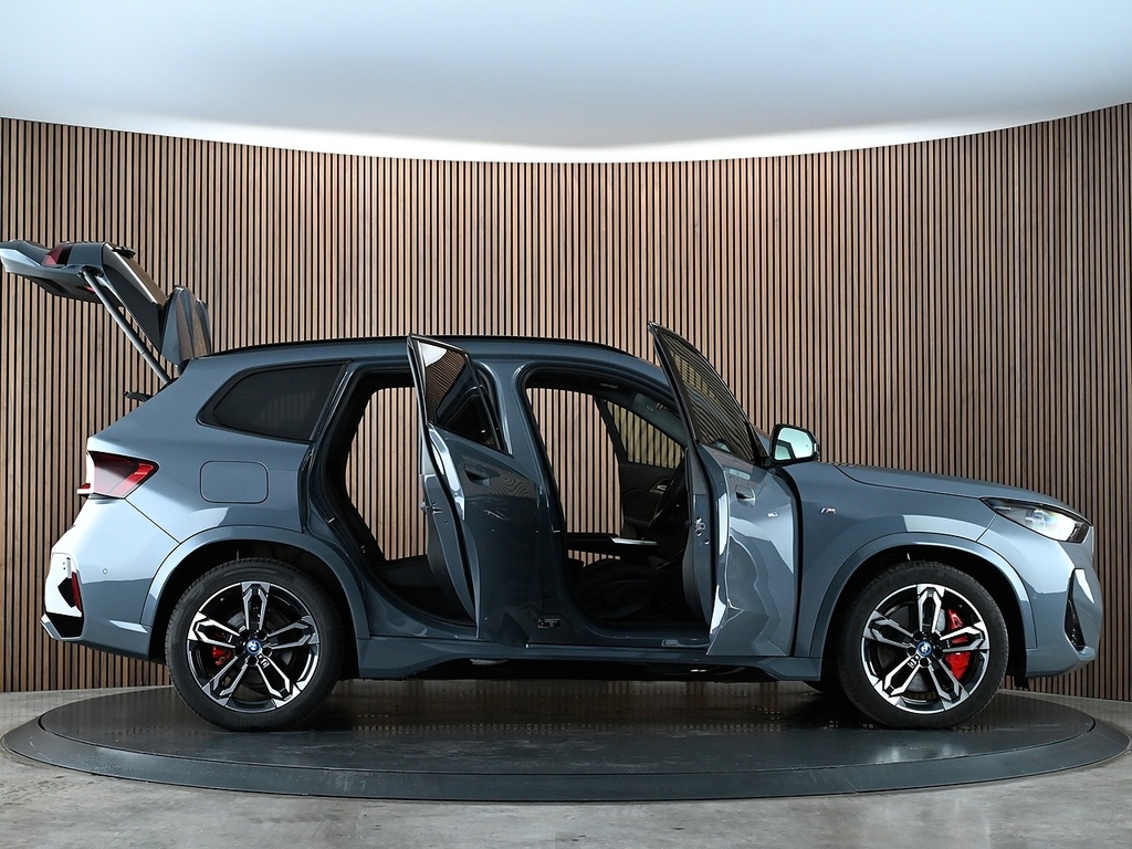 BMW iX1 20 66.5Kwh M Sport Edrive  #18