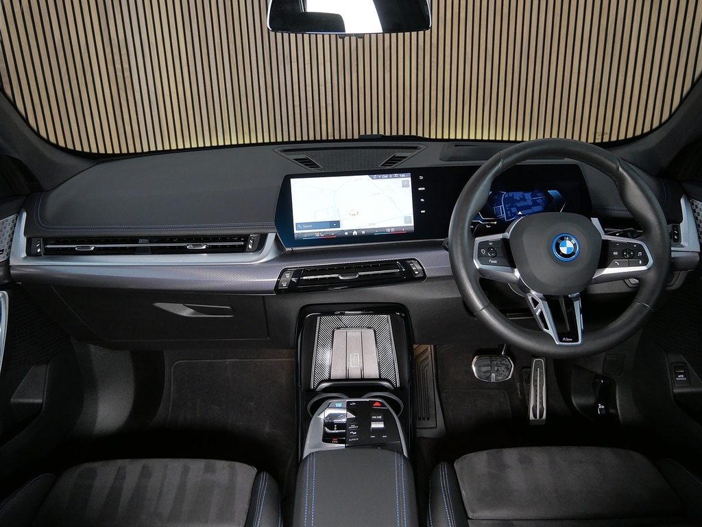 BMW iX1 20 66.5Kwh M Sport Edrive  #28