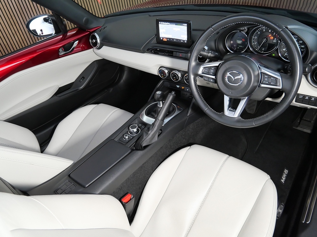 Mazda MX-5 2.0 Skyactiv-g Homura Convertible Manua Red #3