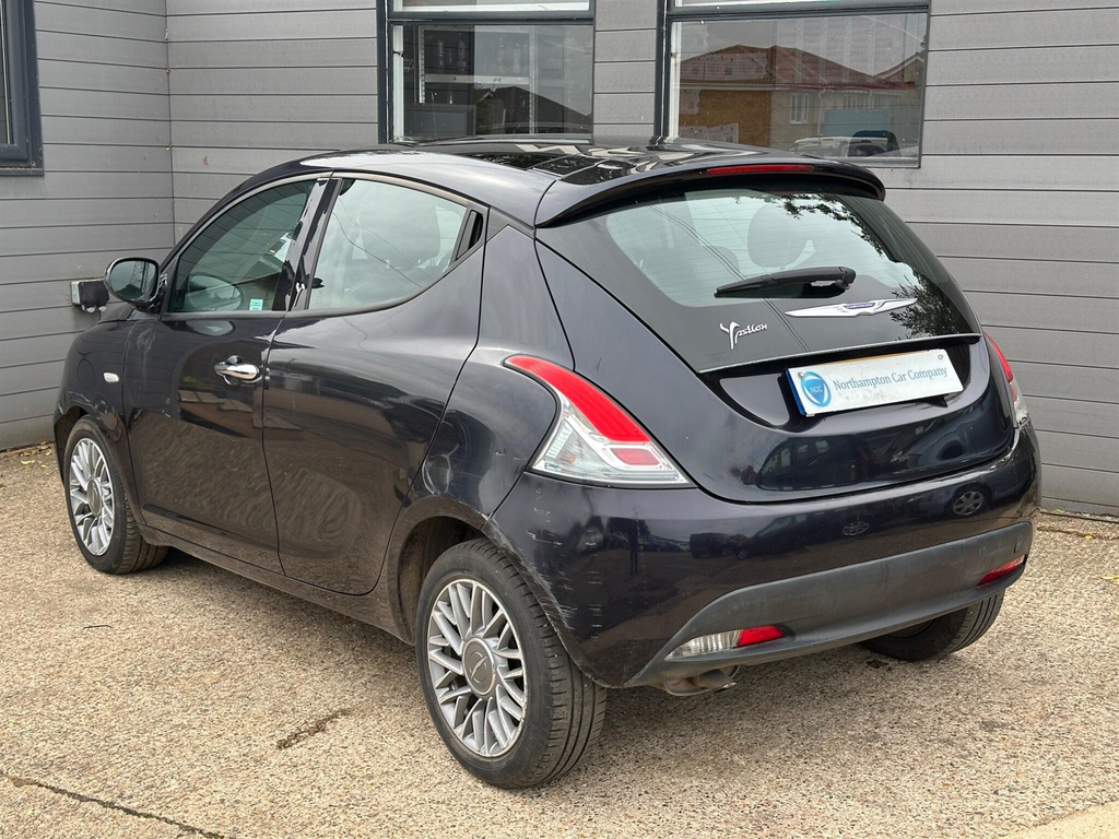 Chrysler Ypsilon 1.3 Multijet Limited Euro 5 Ss Blue #2