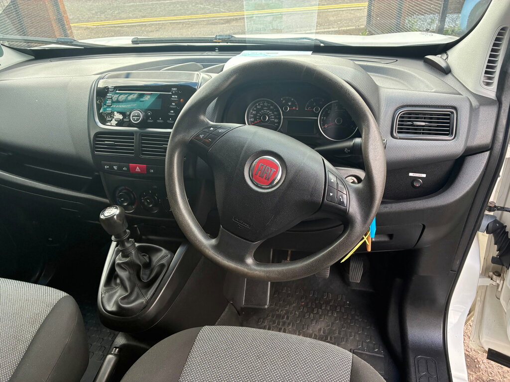 Fiat Doblo Panel Van White #8