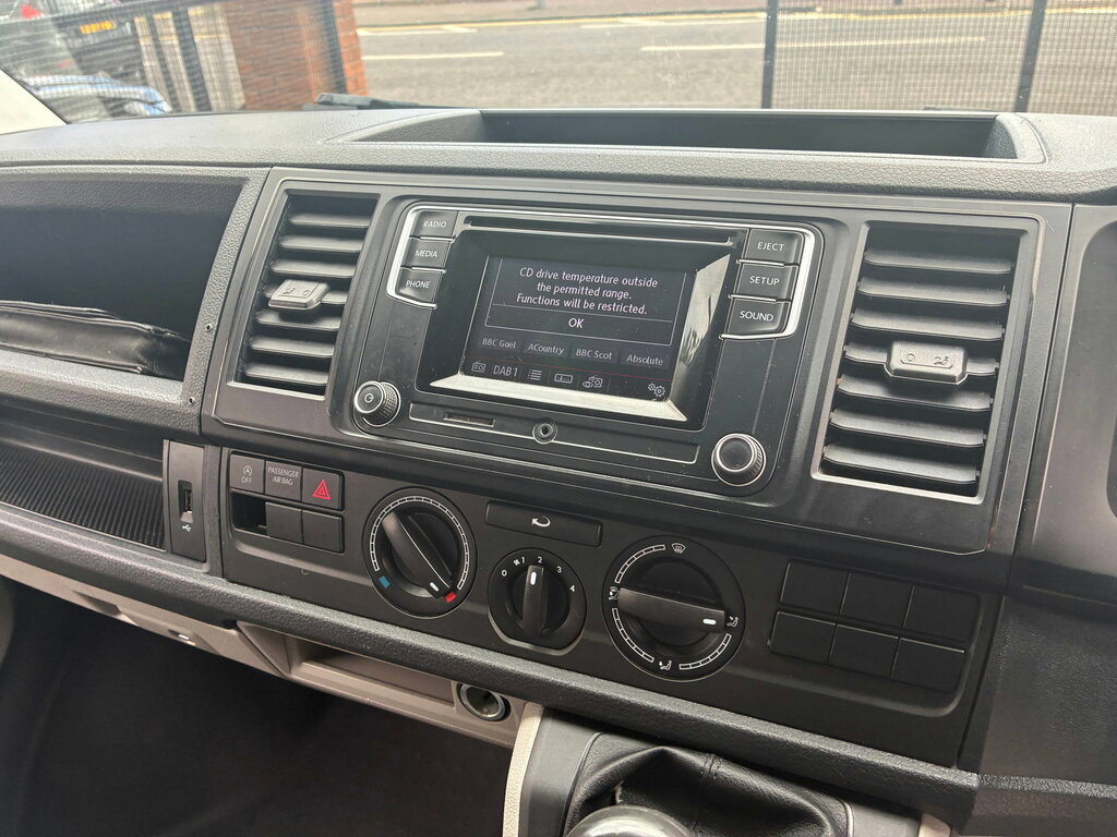 Volkswagen Transporter 2L Trendline Silver #10