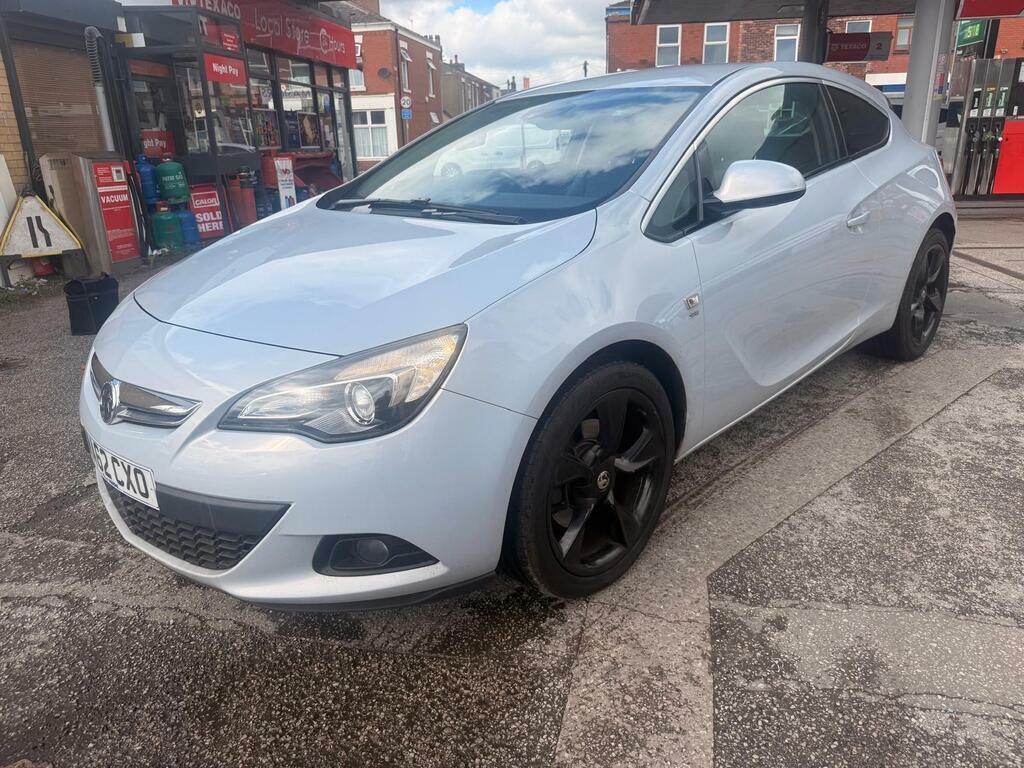 Vauxhall Astra GTC 2.0 Cdti Sri Euro 5 S S White #3