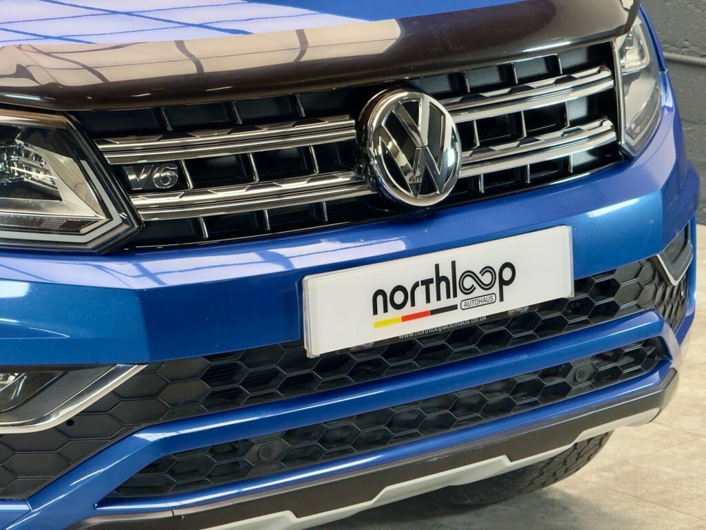 Volkswagen Amarok Black Black #26