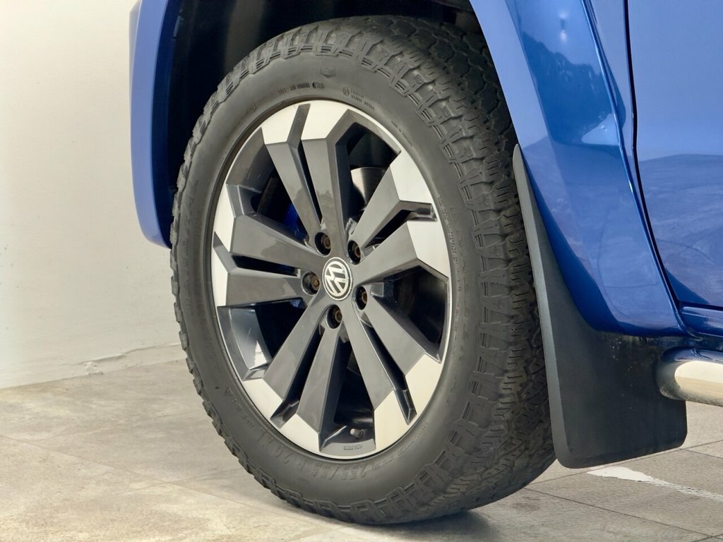 Volkswagen Amarok Black Black #34