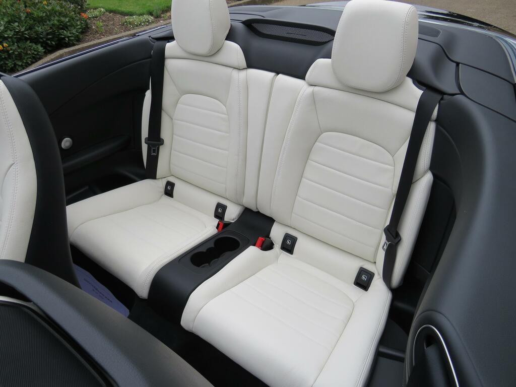 Mercedes-Benz C Class Hatchback Black #5