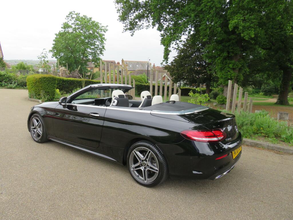 Mercedes-Benz C Class Hatchback Black #10