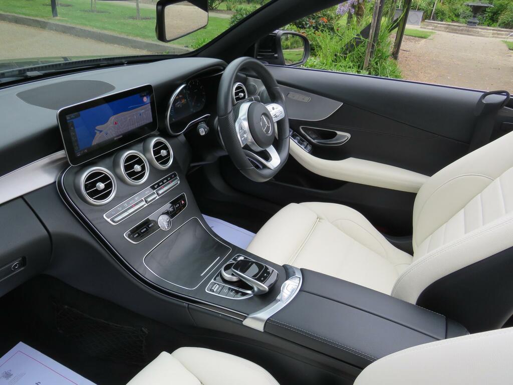 Mercedes-Benz C Class Hatchback Black #6