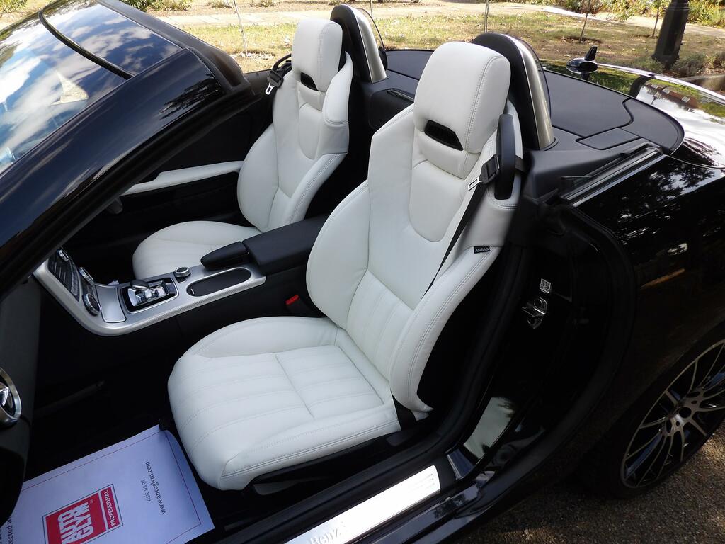 Mercedes-Benz SLC 2.0 Slc300 Amg Line Convertible G-troni Black #3