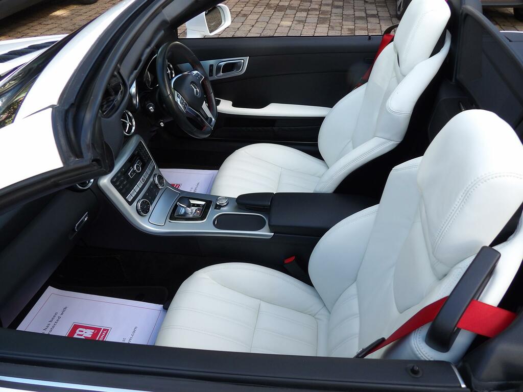 Mercedes-Benz SLK 2.1 Slk250d Amg Sport Convertible G-tro White #5
