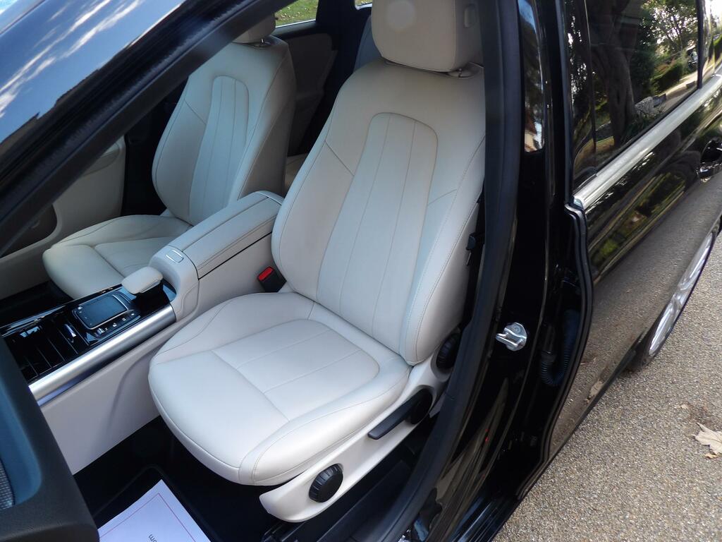Mercedes-Benz B Class 2.0 B200d Sport Executive Edition Mpv 8 Black #2