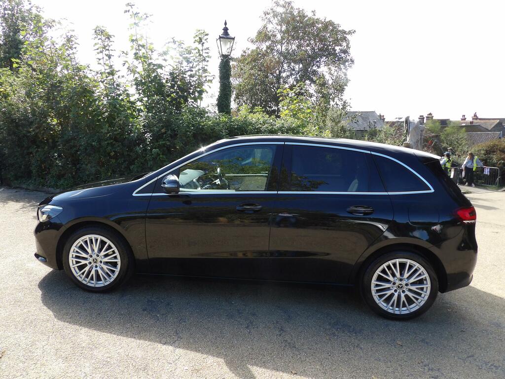 Mercedes-Benz B Class B200d 2.0 Amg Line Edition Executive Blue #9